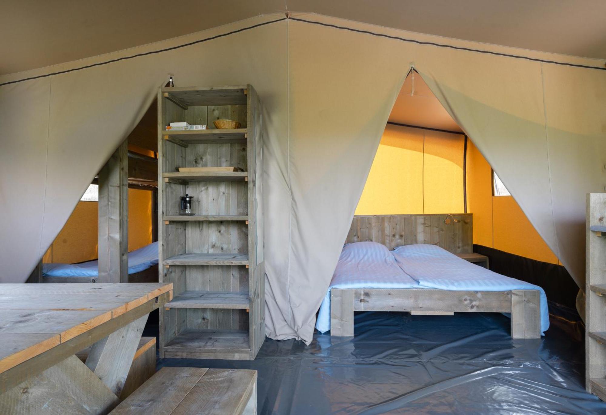 Camping Rcn Val De Cantobre Cameră foto